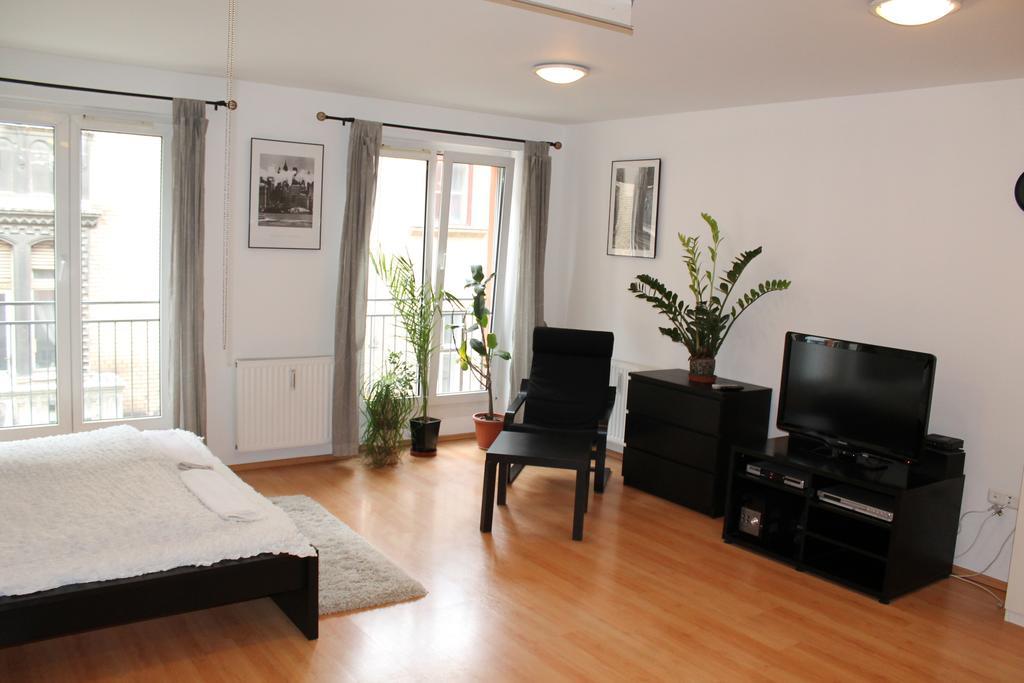 Erkel Apartment — Photos 3